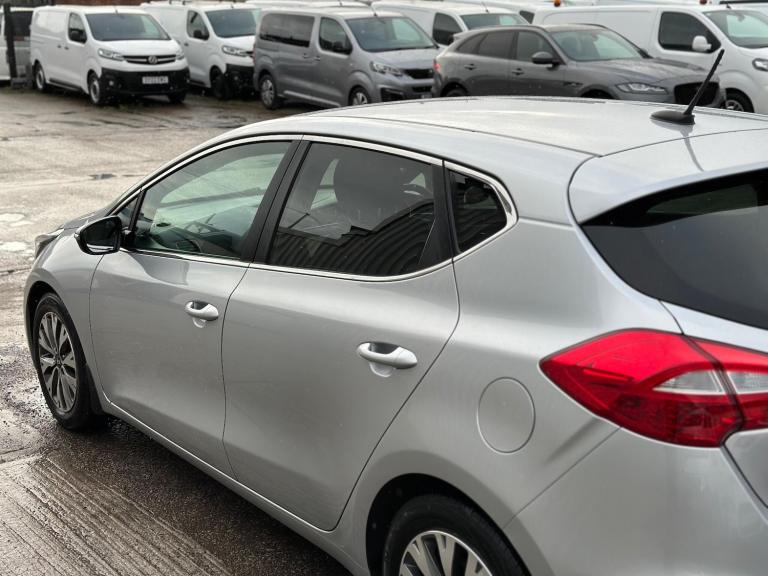 2016 Kia Ceed 1.6 CRDi ISG 3 5dr HATCHBACK DIESEL Manual