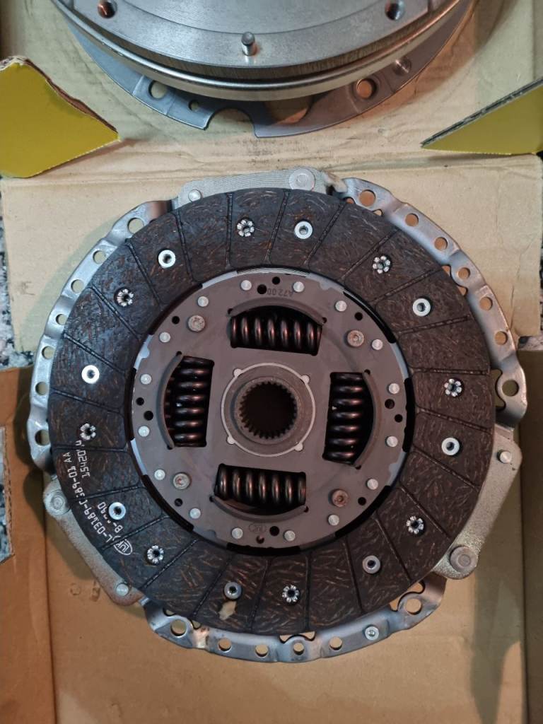 Luk dual mass flywheel & clutch kit