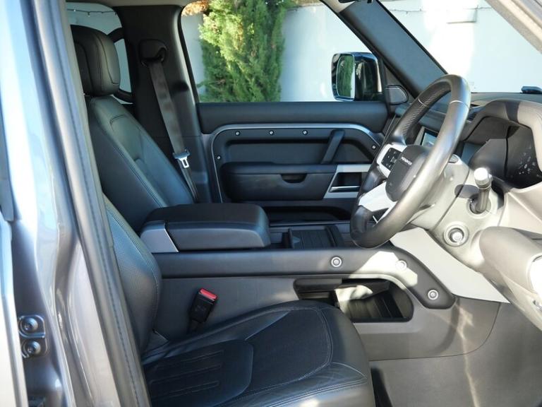 2020 Land Rover Defender 2.0 P300 SE 110 5dr Auto ESTATE PETROL Automatic