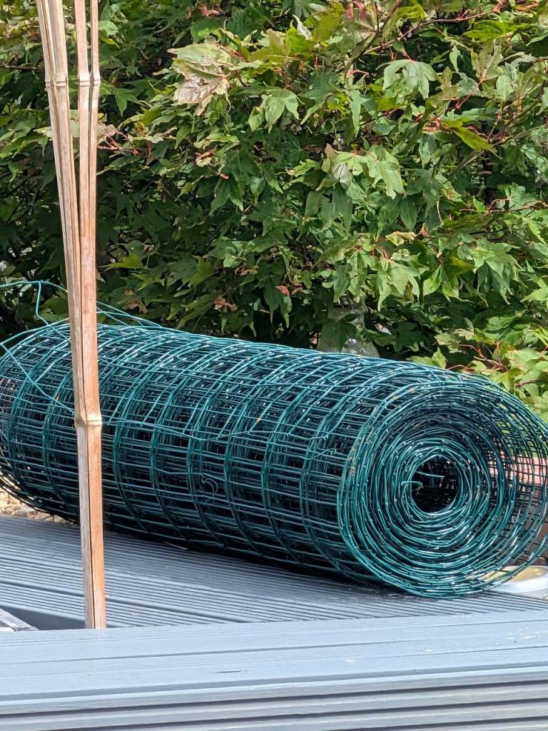 New Green Garden Fence Wire Mesh Roll