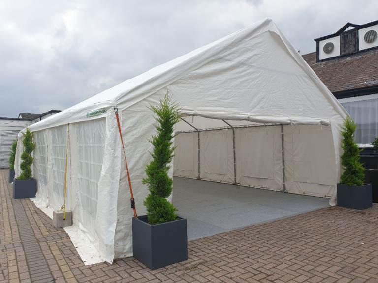 Tom's Marquee hire 