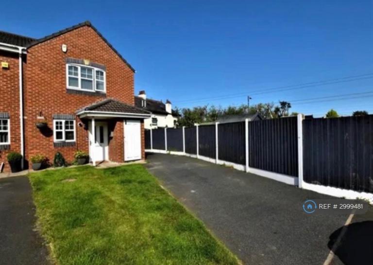 3 bedroom house in Ingle Nook Close, Manchester, M31 (3 bed) (#2999481)