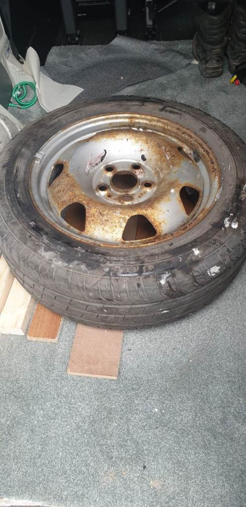 215 60 17  T5 17 inch steel wheel with tyre