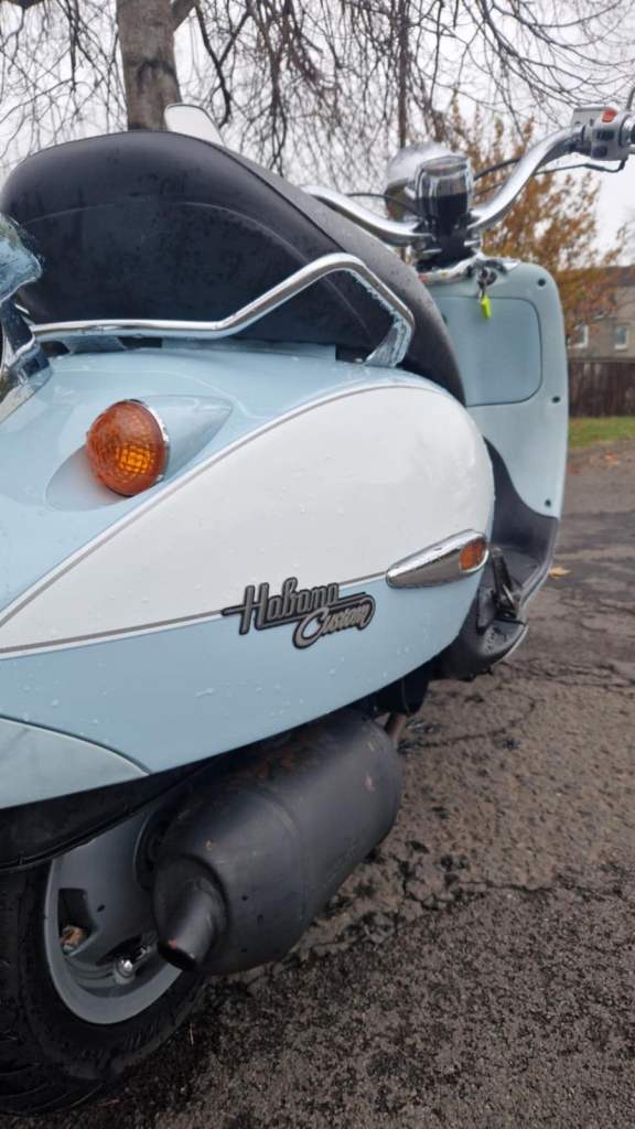 APRILIA HABANA CUSTOM 125cc. AMAZING CONDITION, COMFY AND RELIABLE.