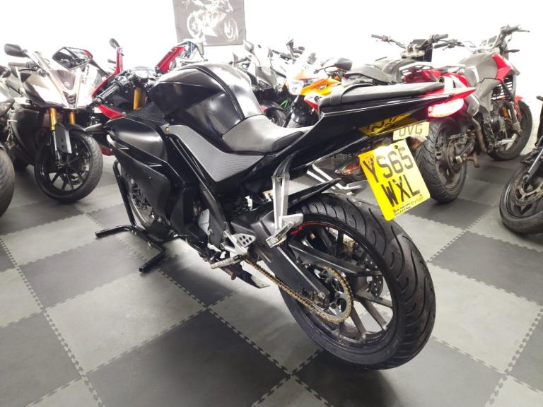 Yamaha YZF-R 125 2015 ABS 