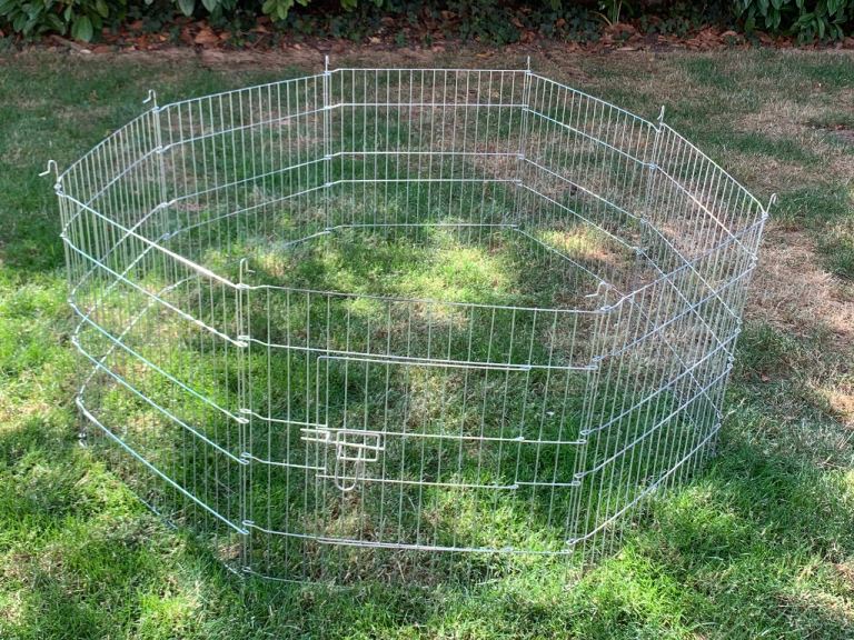 Animal metal pen/play pen