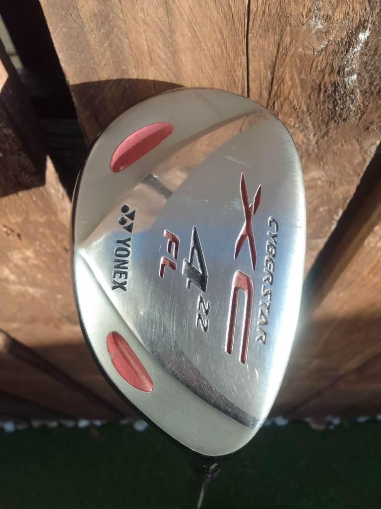 Ladies Yonex 4 Hybrid