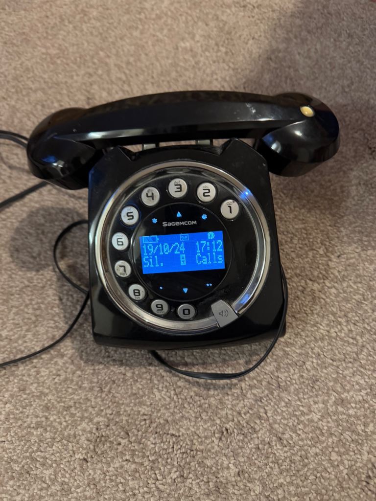 Vintage Sagemcom Sixty 60 Cordless Digital Push Button Telephone