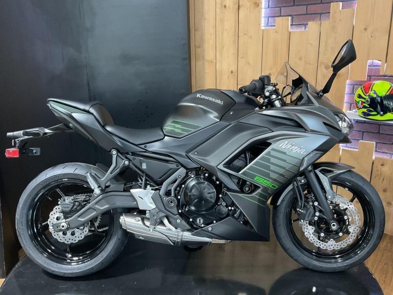 Kawasaki NINJA 650 2026 Brand New Colour! FREE UK DELIVERY! Physically in Stock!