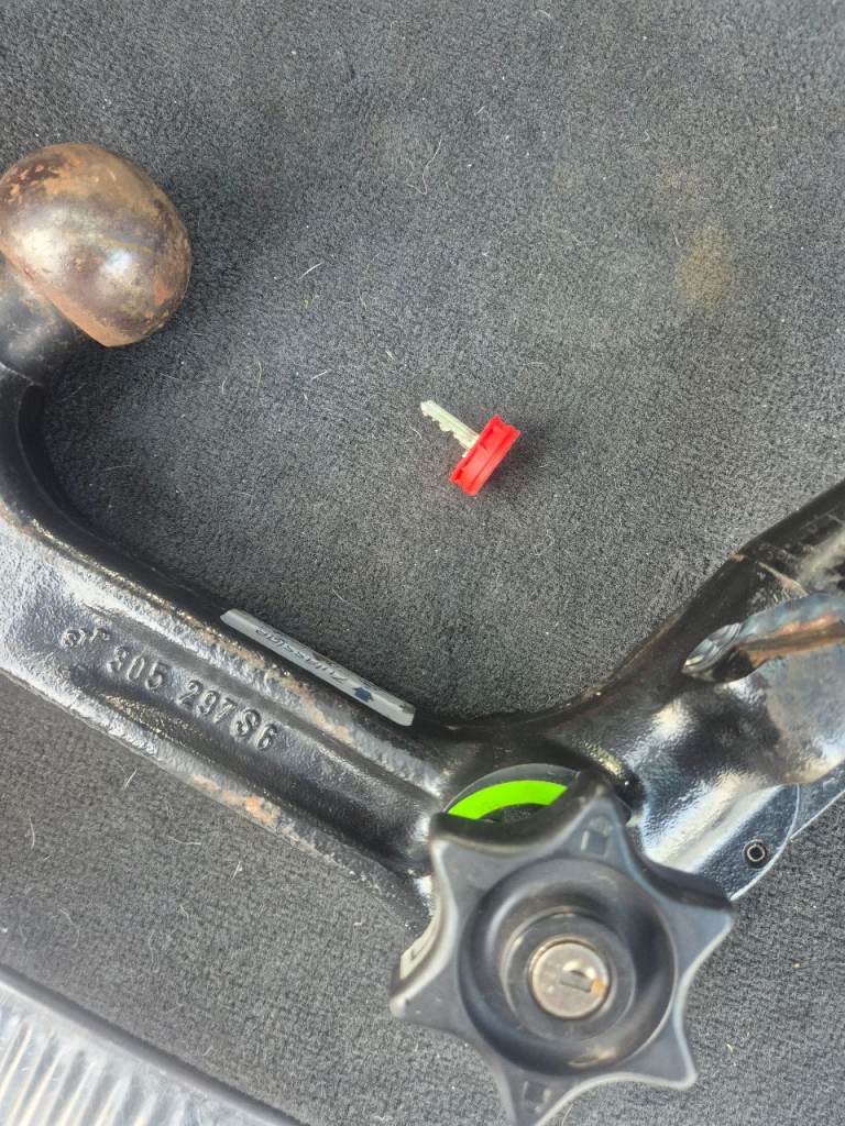 Tow bar swan neck Audi Q7 2006-2014