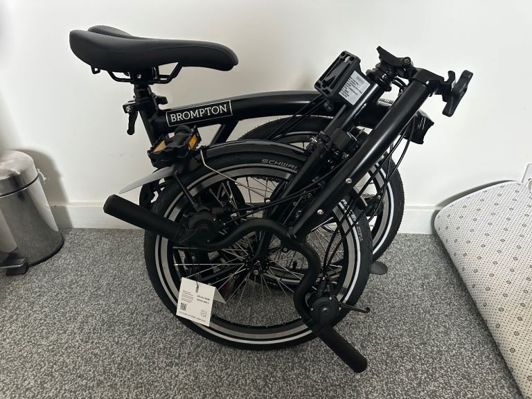 Brand new unused Brompton 2026 12 speed c line mid handlebar bike in black 