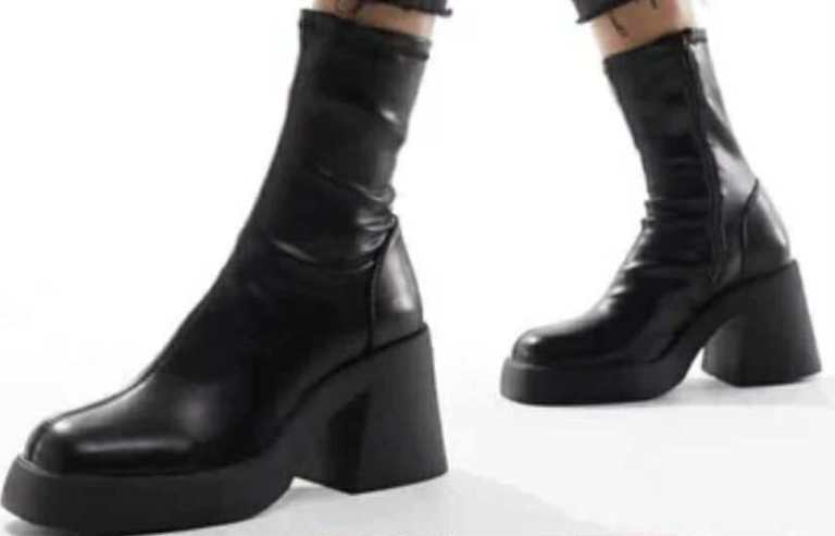 ASOS DESIGN Radiate mid-heel boots in black 100% brand new in box size 11