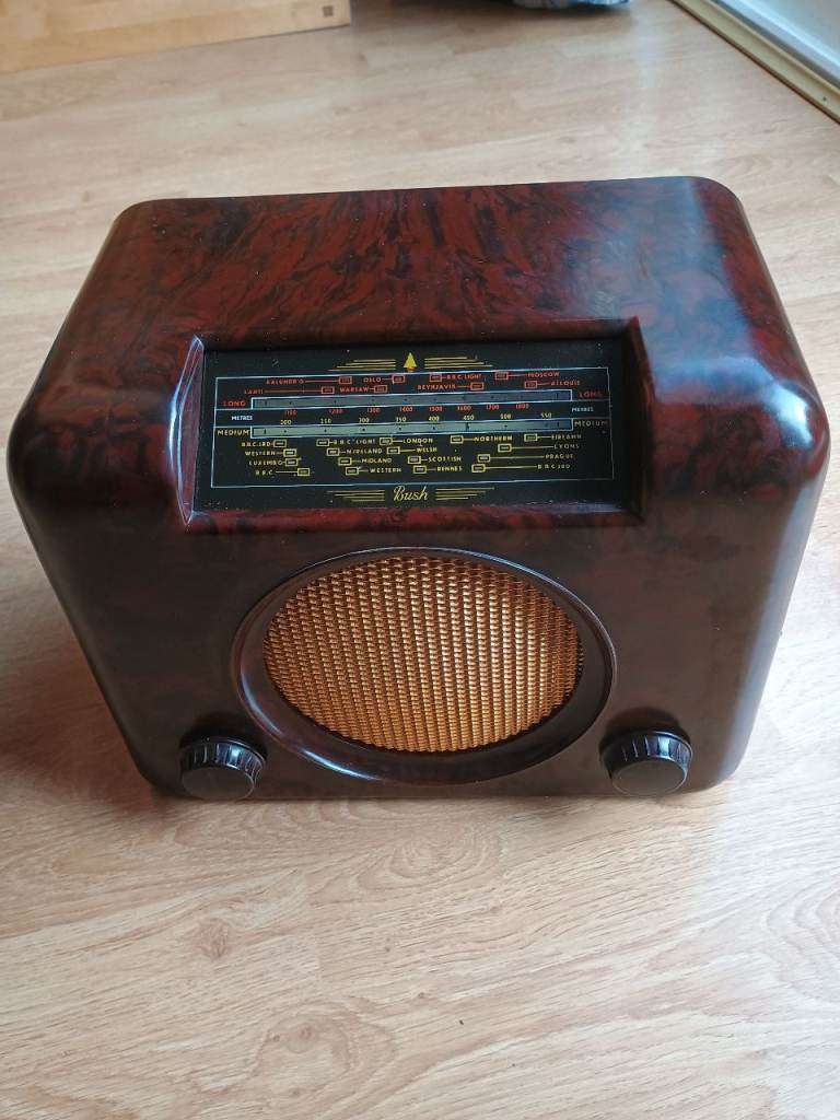 BUSH DAC 90A Valve Radio 