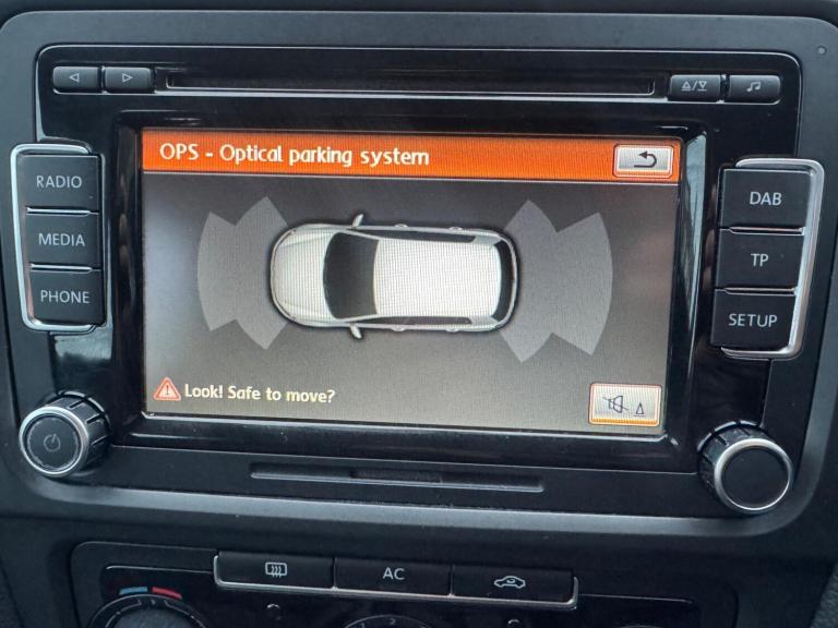 2011 Volkswagen Golf 1.6 TDi 105 BlueMotion Tech Match 5dr HATCHBACK DIESEL Manual