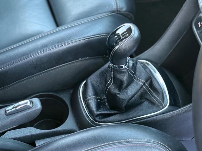 2014 Vauxhall Mokka 1.4T SE 5dr 4WD HATCHBACK PETROL Manual