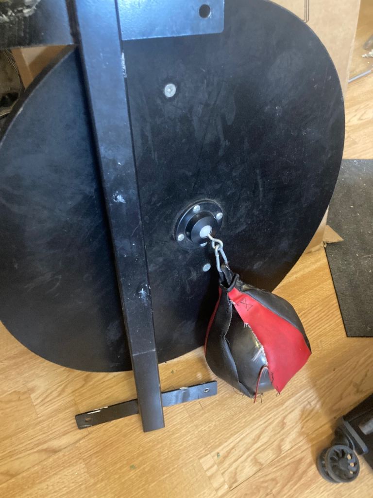 Wall mount speedball boxing gym 