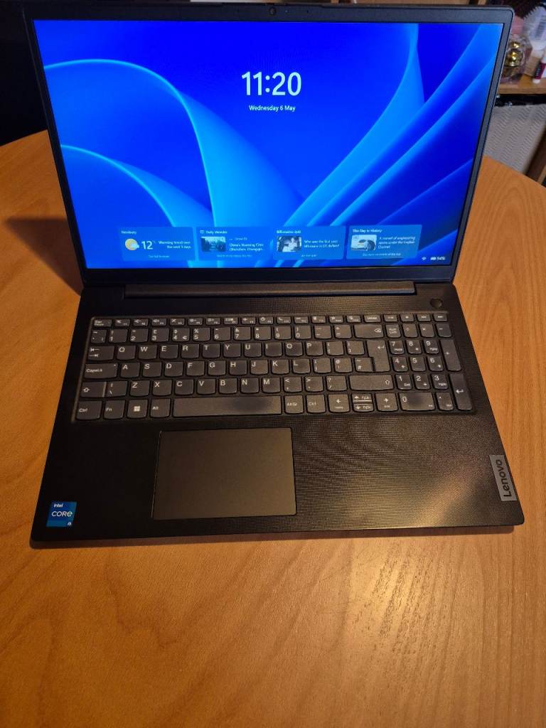 Laptop Lenovo V15 G2 15.6" FullHD Intel i5-1135G7/12GB RAM/256GB SSD+500GB HDD/Windows 11