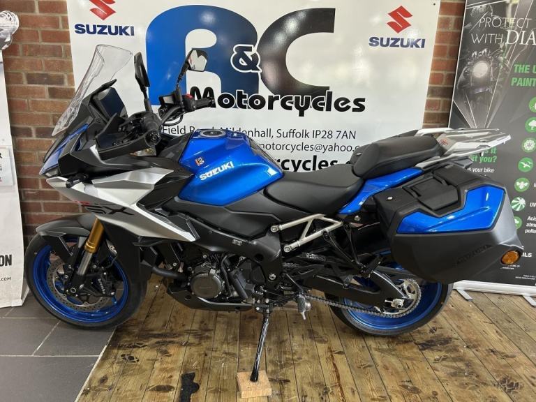 Suzuki GSX-S1000GX+ , Triton Blue with Panniers