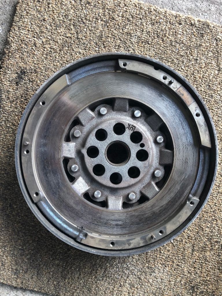 Nissan XTrail 2016 1.6 T32 Duel mass flywheel 