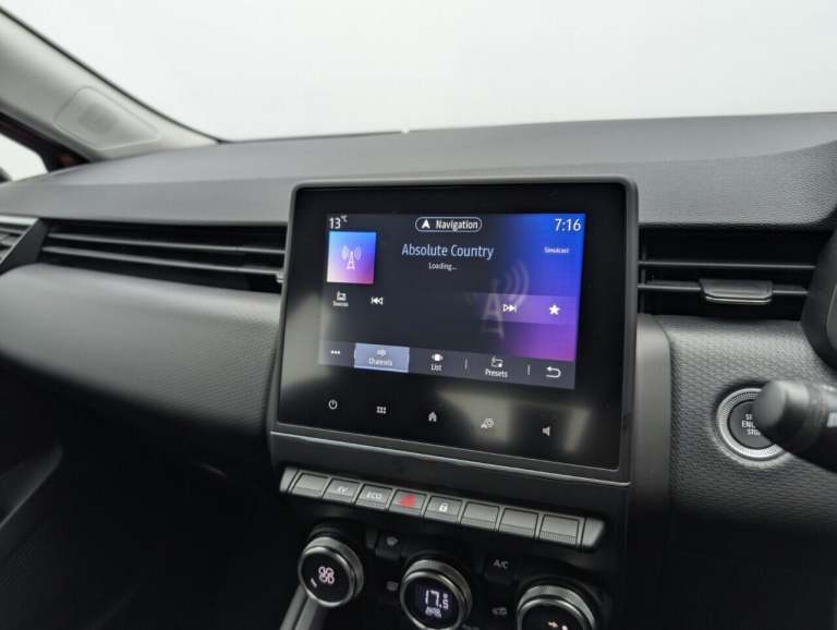 2023 Renault Clio 1.6 E-TECH Evolution Hatchback 5dr Petrol Hybrid Auto Euro 6 (s/s) (145 ps) HAT...