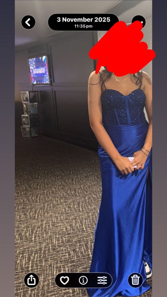 Blue prom dress only worn once size large from stacees 
