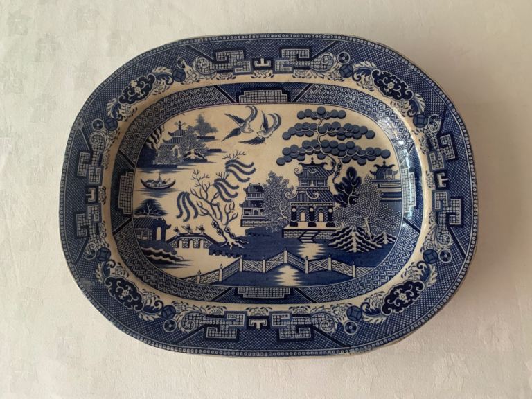 Large Antique Blue Willow Serving Platter in very good condition 
