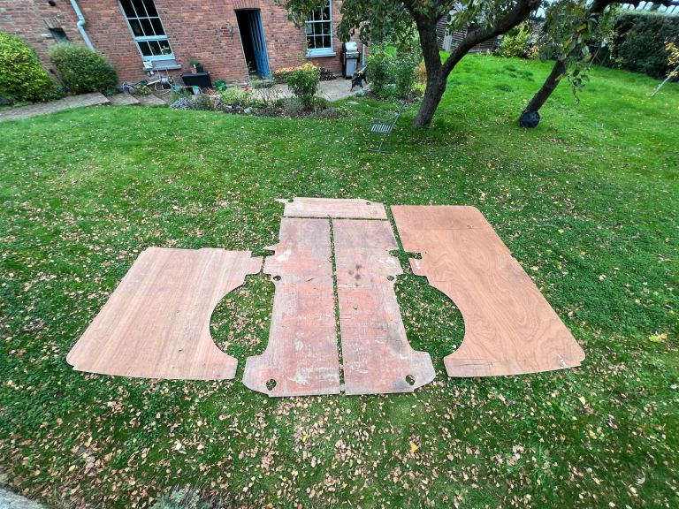 VW Transporter T5 LWB Rear Panels