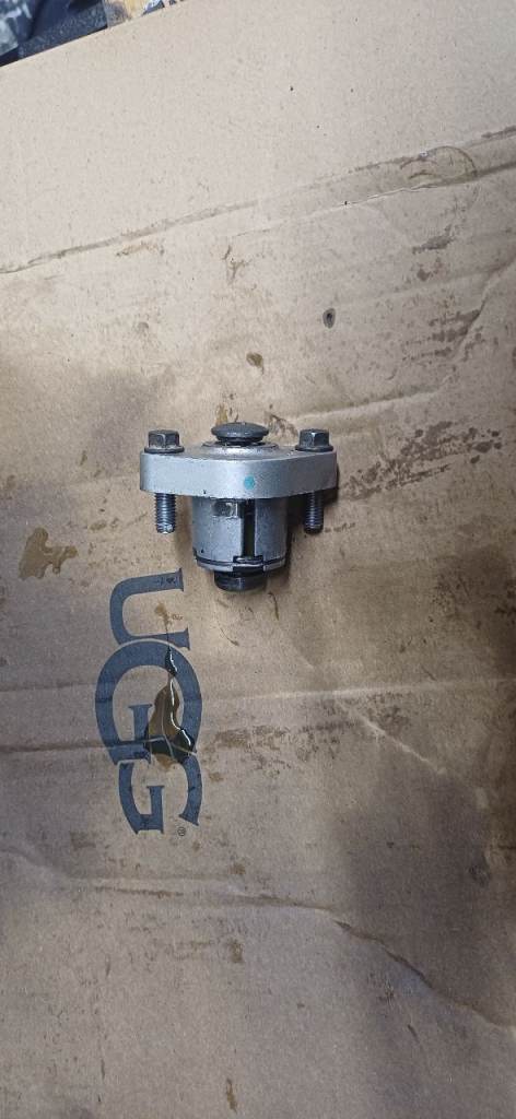 Honda cbr125r tensioner 