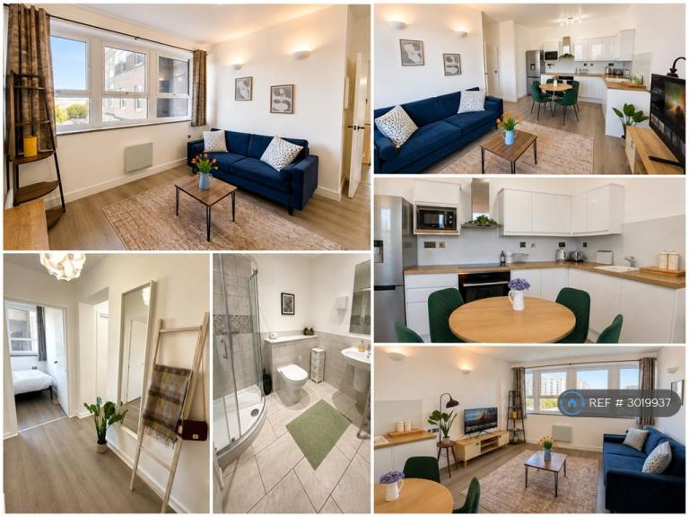 2 bedroom flat in The Vista Building, London, SE18 (2 bed) (#3019937)