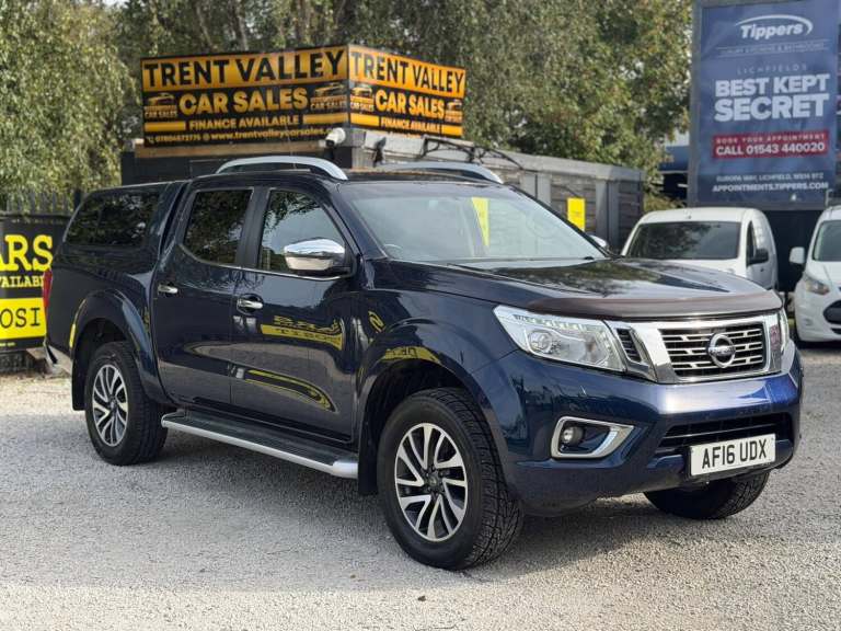 2016 Nissan Navara 2.3 dCi Tekna 4WD Euro 5 4dr Pickup Diesel Manual