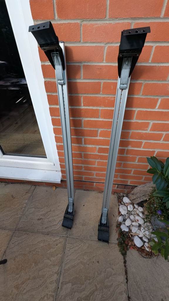 Aluminium Roof Bars, Supplied With Locks And Keys - La Prealpina Lp49 - (Without Fitting Kit )