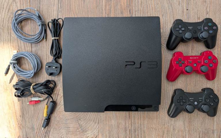 PS3 Slim 160Gb + 14 games