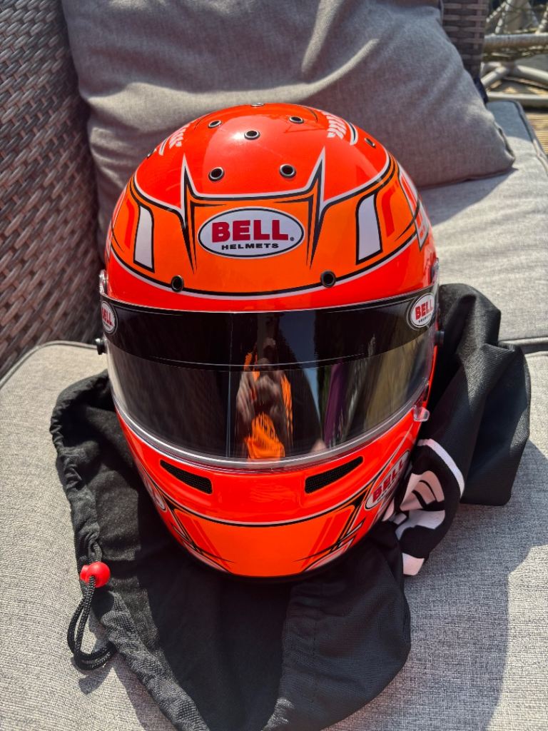 Bell adult helmet
