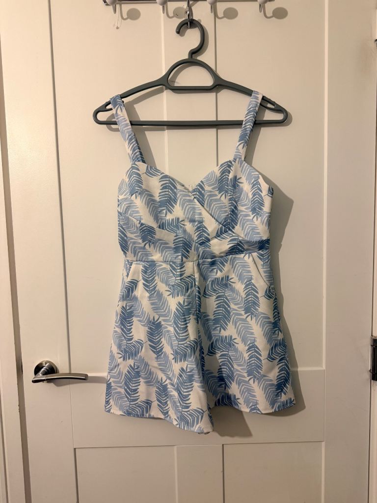 Blue and white leaf print summer playsuit 