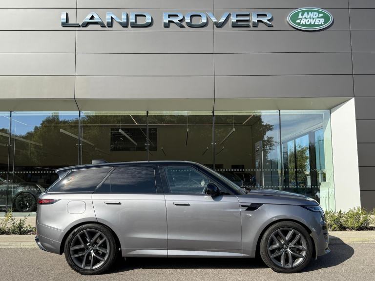 2024 Land Rover Range Rover Sport 3.0 D300 MHEV Dynamic SE SUV 5dr Diesel Auto 4WD Euro 6 (s/s) (...