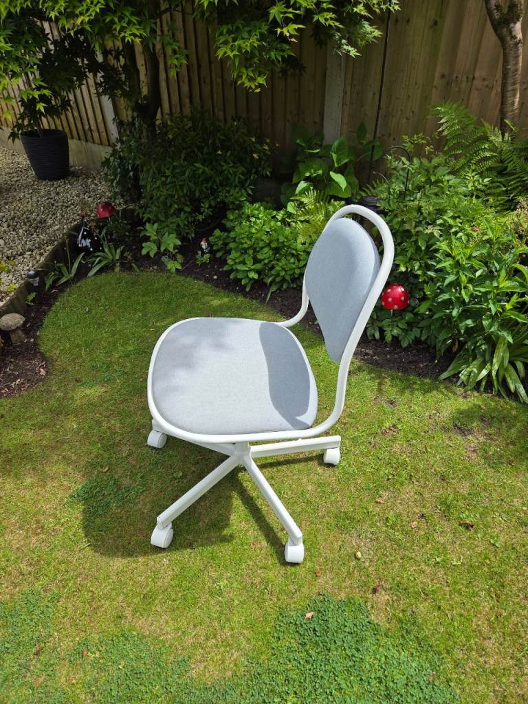 Desk chair (from Ikea)