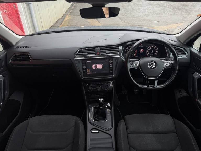 2017 Volkswagen Tiguan 2.0 TDi 150 SEL 5dr ESTATE DIESEL Manual