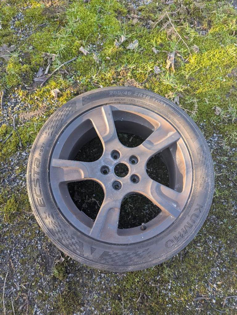 Genuine VW T5 Sportline 18” alloys x4 – need refurb – no caps