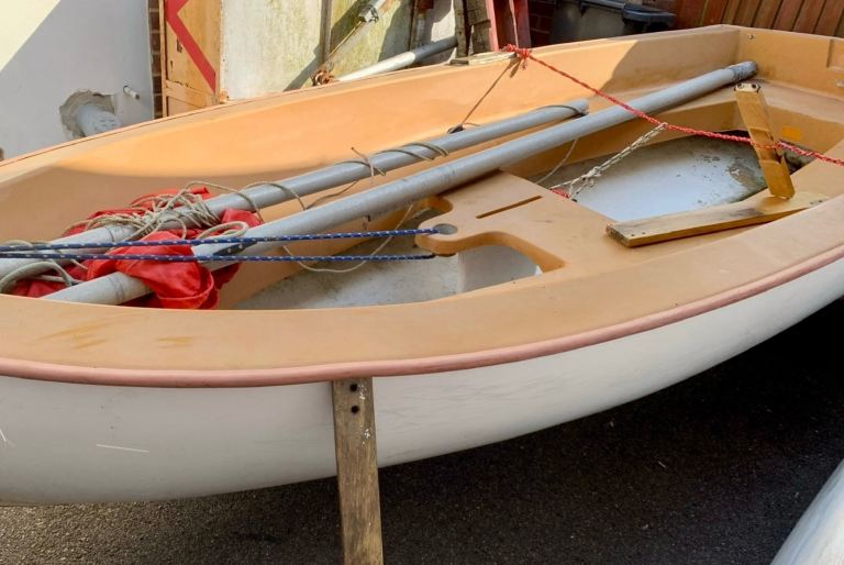 Free!  Fibreglass Sailing Dinghy - 12-13ft, Fair Condition