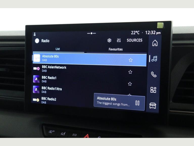 2025 Renault Master LM35 Blue dCi 150 Advance Medium Roof Van Auto PANEL VAN DIESEL Automatic