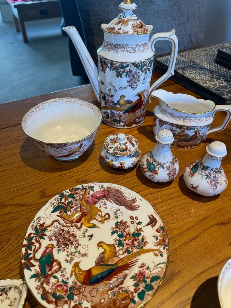 China tea set “Royal crown derby”