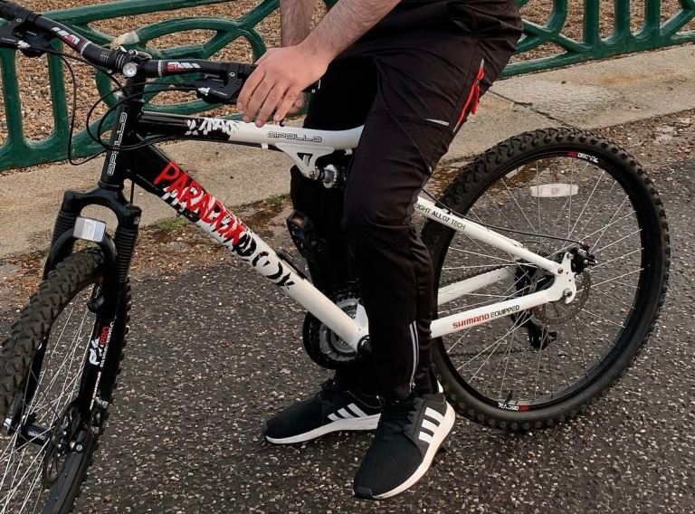 image for Mens Apollo Paradox Mountain Bike (New Disc Brakes)