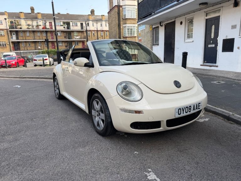 Vw beetle 1.4 convertible 1 previous owner 