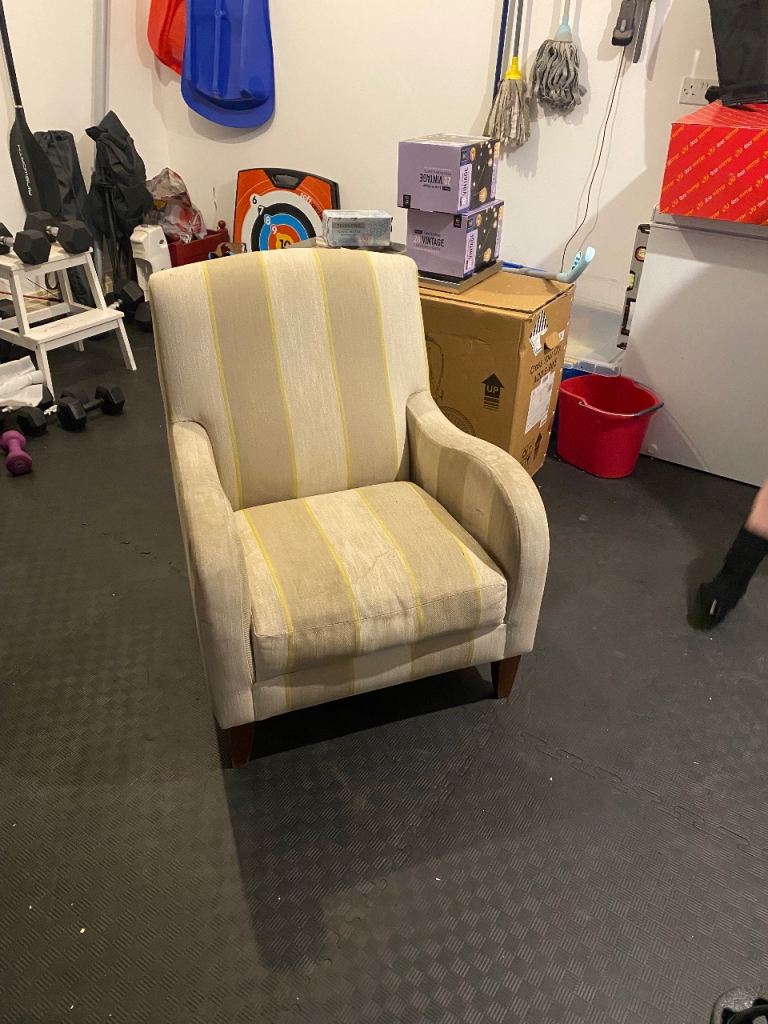 Comfortable Armchair with Striped Fabric – Good Condition