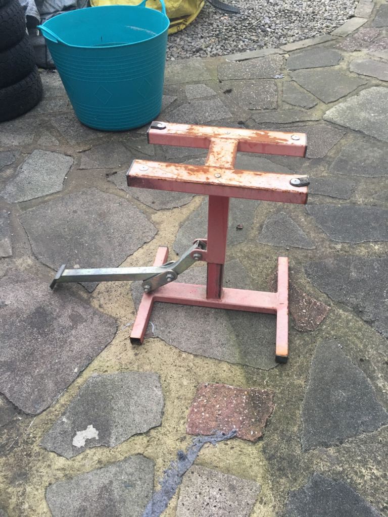Motorcycle stand