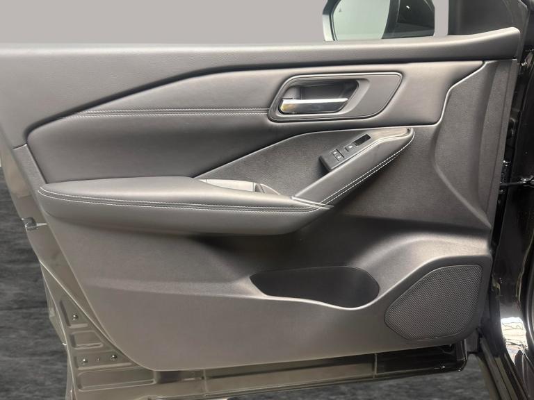 2022 Nissan Qashqai 1.3 DIG-T MHEV N-Connecta SUV 5dr Petrol Hybrid XTRON 4WD Euro 6 (s/s) (158 S...