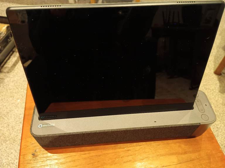 Lenovo smart tab M10, with Alexa sound bar