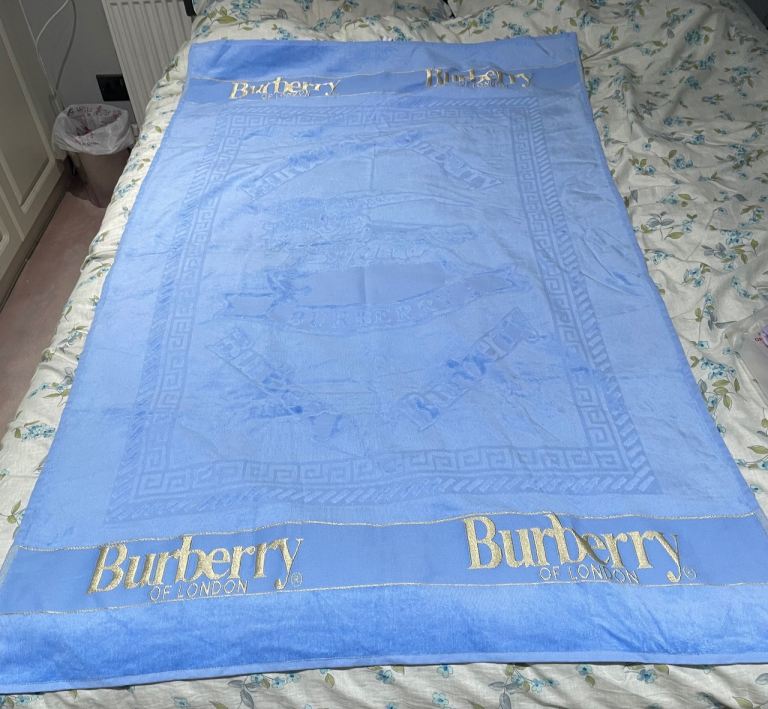 Blue bath/beach towel