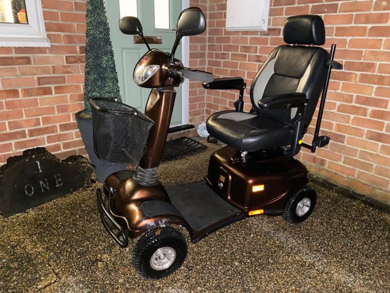 Excel Vanos 8mph mobility scooter, good batteries