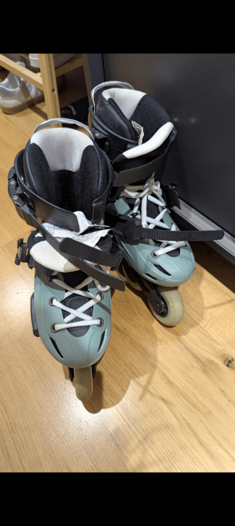 oxo adult skates